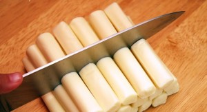 cut string cheese